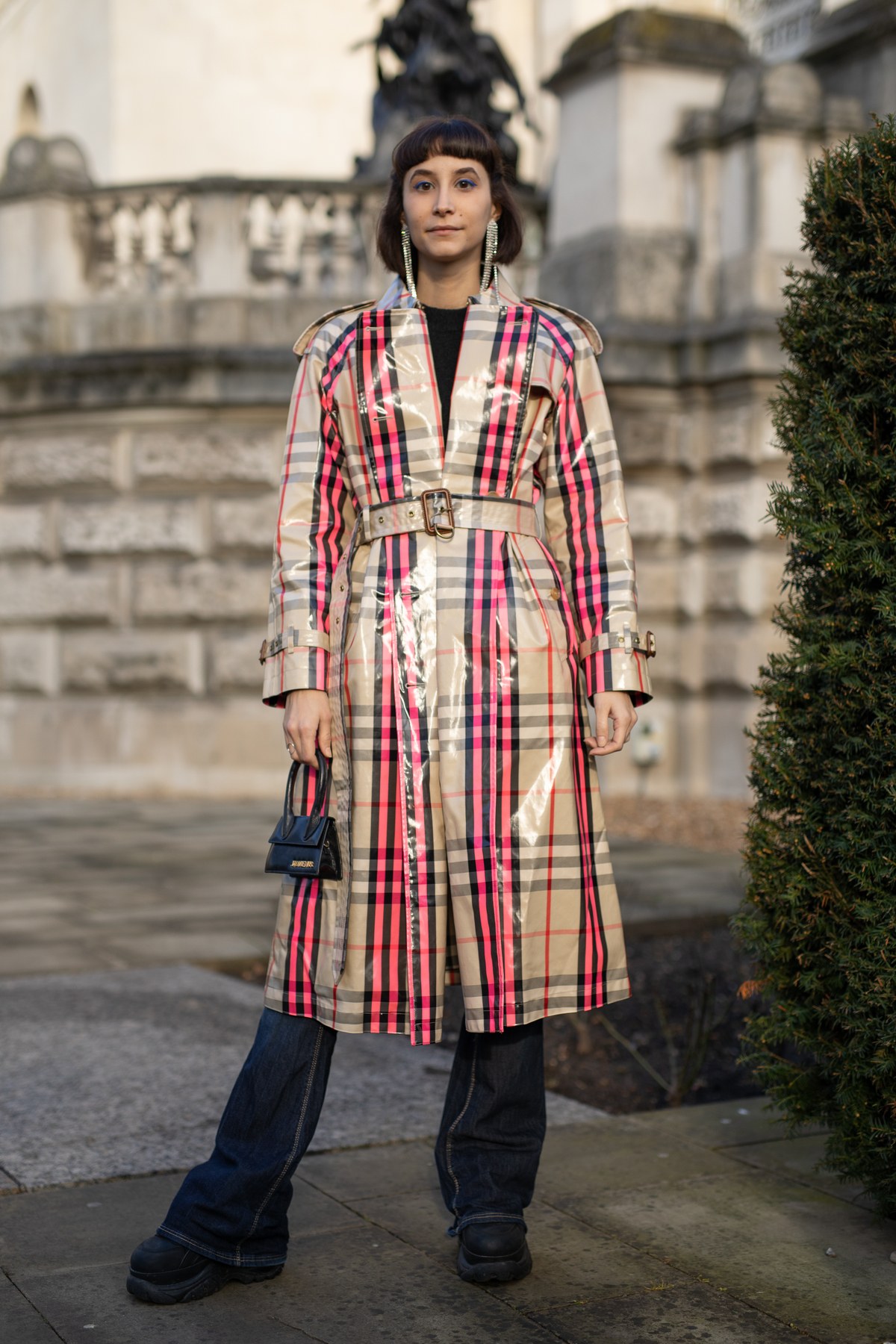 Bold Colors Take Over at London Fashion Week Street Style Fall 2019 ...