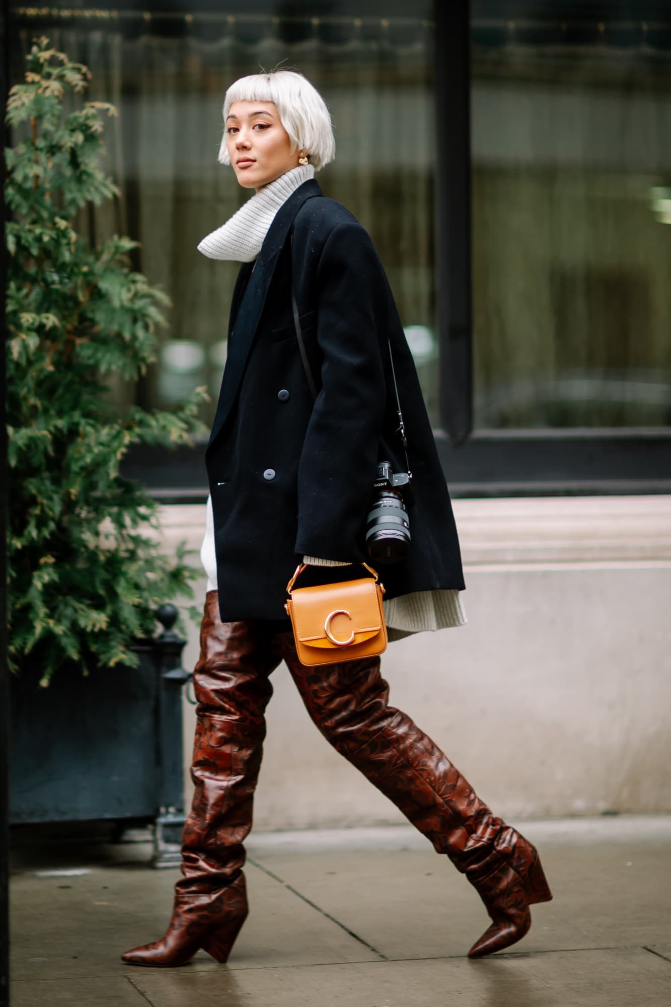 The Best New York Fashion Week Fall 2019 Street Style Fashionfiles 